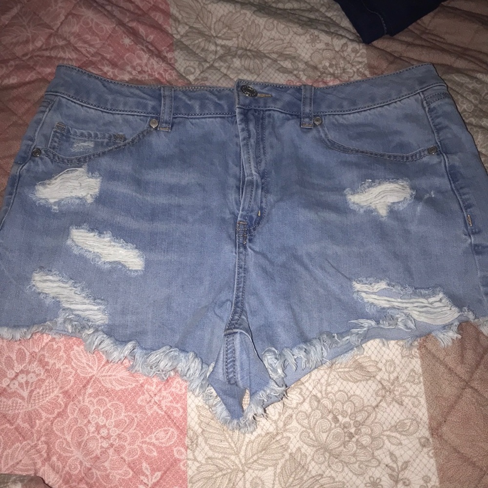 Light wash shorts